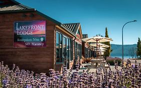 Lakefront Lodge